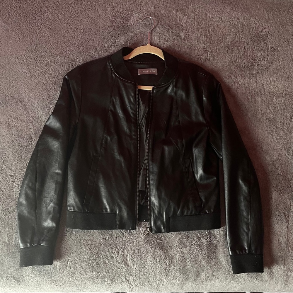 ZIP UP LEATHER JACKET • BAGATELLE